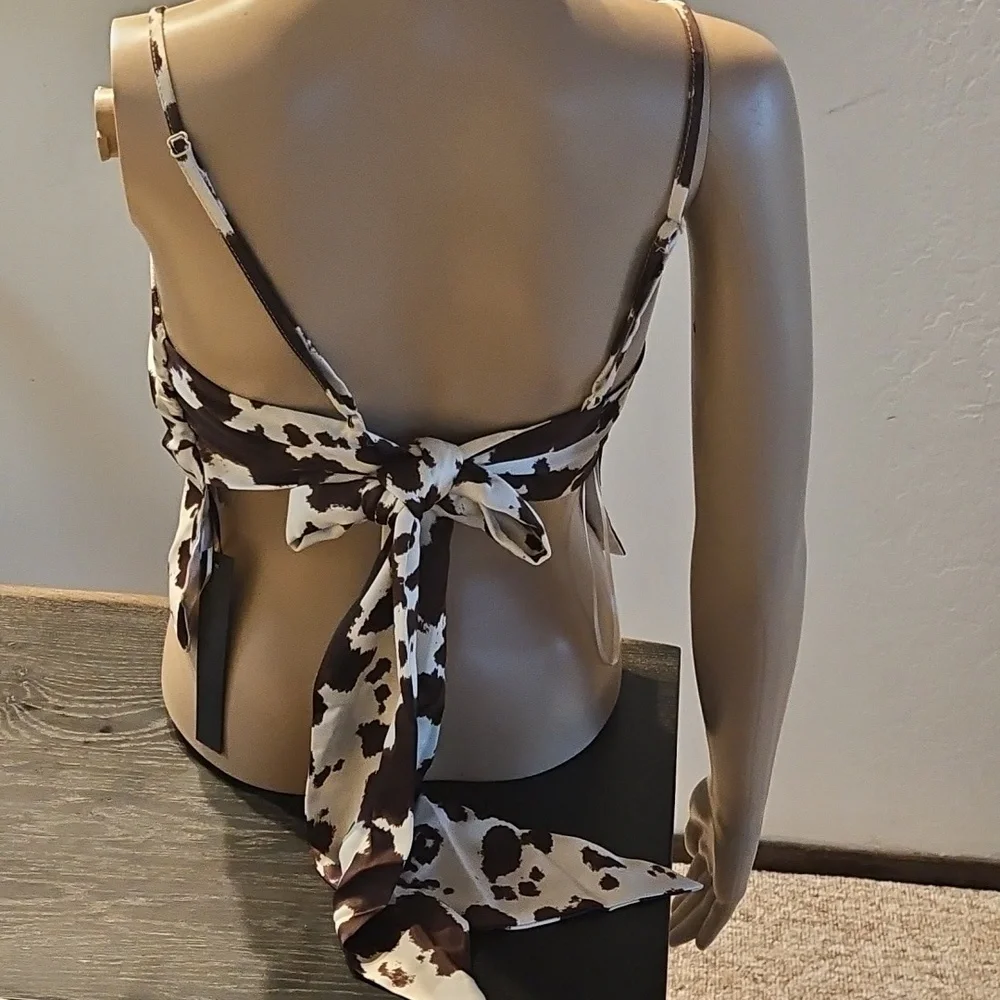 Top - Picture 2 of 4